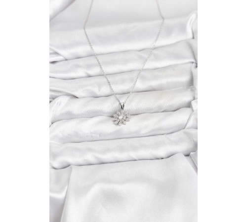 Pirinç Gümüş Renk Çiçek Model Kadın Kolye - TJ-BKO10806