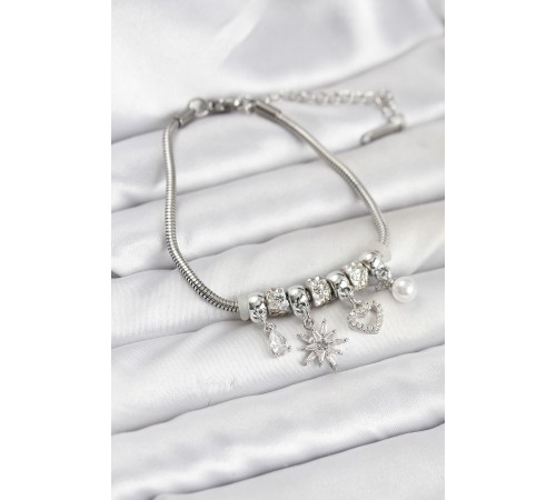 Pirinç Gümüş Renk Kutup Yıldızı ve Kalp Charmlı Kadın Bileklik - TJ-BB8180