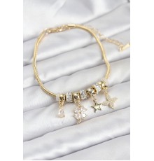 Gold Renk Pirinç Yonca Charmlı Kadın Bileklik - TJ-BB8203