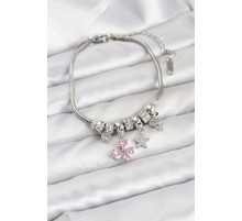 Pirinç Gümüş Renk Pembe Kelebek Charmlı Kadın Bileklik - TJ-BB8204