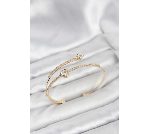 Kalp Model Pirinç Gold Renk Kadın Bileklik - TJ-BB8255