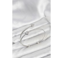 Kalp Model Pirinç Gümüş Renk Kadın Bileklik - TJ-BB8256