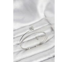 Yonca Çiçek Model Pirinç Gümüş Renk Kadın Bileklik - TJ-BB8258