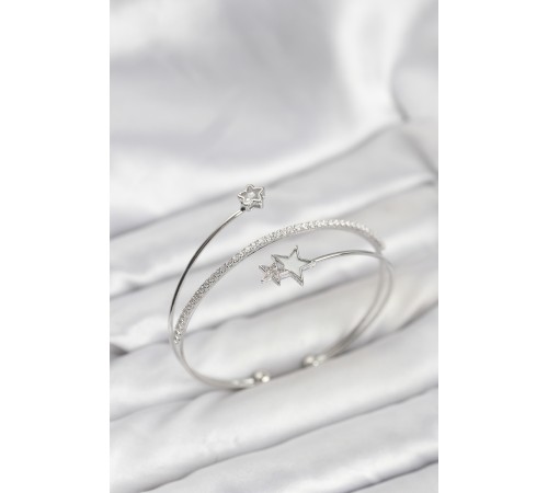 Yıldızlı Model Pirinç Gümüş Renk Kadın Bileklik - TJ-BB8262