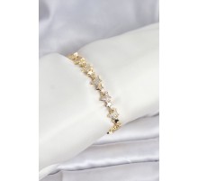 Pirinç Gold Renk VIP Seri Yıldız Model Zirkon Taşlı Kadın Bileklik - TJ-BB8271