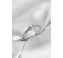 Zirkon Taşlı Gümüş Renk Pirinç Kadın Yüzük - TJ-BYK4013