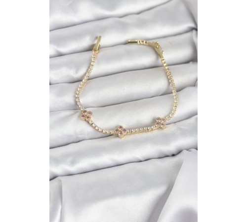 Pembe Yonca Detaylı Zirkon Taşlı Gold Renk Pirinç Su Yolu Kadın Bileklik - TJ-BB8327