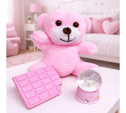 Pembe Peluş Ayıcık Kar Küresi Ve Pembe Çikolata Not Defteri