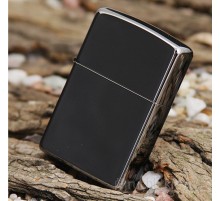 Siyah Zippo Çakmak