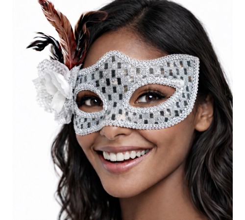 Gümüş Renk Tüylü Balo Maskesi Kadın Parti Aksesuarı