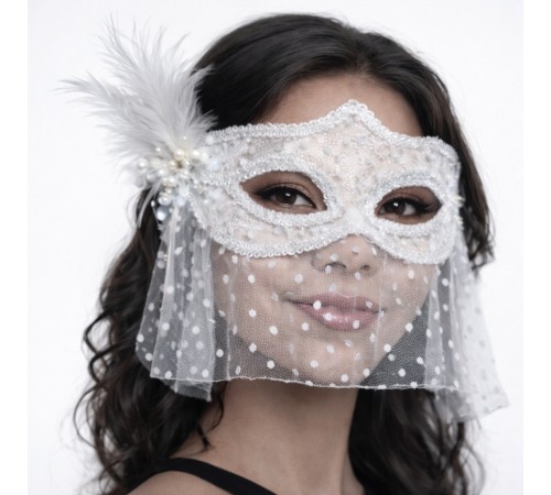 Beyaz Dantel Tüllü Peçeli Parti Maskesi – Tüylü İnci Detaylı
