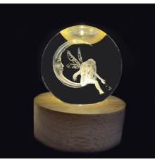 Dekoratif Ay Üstünde Melek Tasarımlı Ahşap altlıklı Işıklı Cam Küre 6 Cm