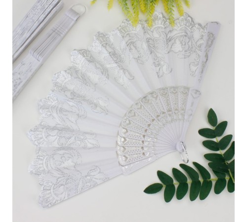 12 li Beyaz Plastik Kumaş Yelpaze 12 li Beyaz Plastik Kumaş Yelpaze