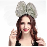 Metalize Parlak Pullu Fiyonk Kurdele Parti Tacı Gümüş Renk 25x17 cm