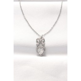 316L Çelik Silver Renk Zirkon Taşlı Kalpli Fiyonk Kolye TJ-BKO8519