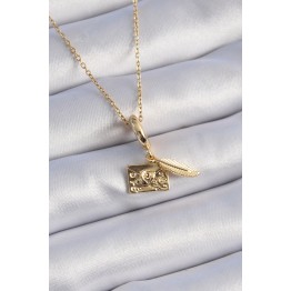 316L Çelik Gold Renk Kalp Detay Mektup Figür Charm Model Kadın Kolye TJ-BKO9314