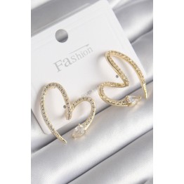 Pirinç Gold Renk Zirkon Taşlı Yılan Kalp Model Kadın Küpe TJ-BKP9741