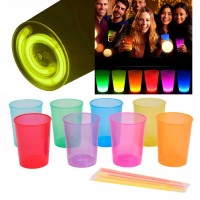 Karanlıkta Yanan Gece Işığı Mega Glow Bardaklar 8 Adet 8.5 x 10.5 cm