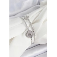 Pirinç Gümüş Renk Zirkon Taşlı Yonca Model 2'li Kadın Bileklik - TJ-BB7063