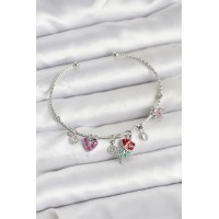 Gül Charmlı Gümüş Renk Pirinç Kadın Bileklik TJ-BB8044