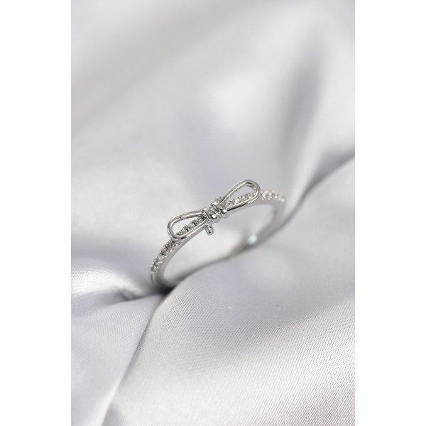Fiyonk Model Zirkon Taşlı Gümüş Renk Kadın Yüzük TJ-BYK4096