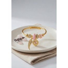 Pembe Göz Model Gold Renk Charmlı Bileklik TJ-BB8679