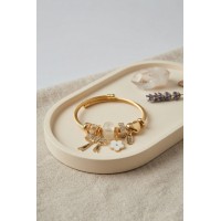 Fiyonk Charmlı Beyaz Renk Gold Bileklik TJ-BB8710